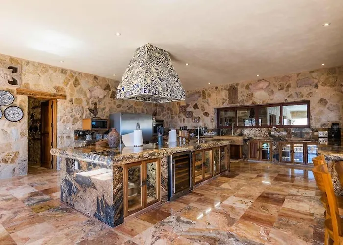Castle In Cabo! One Of A Kind - Ocean Views Сasa de vacaciones *